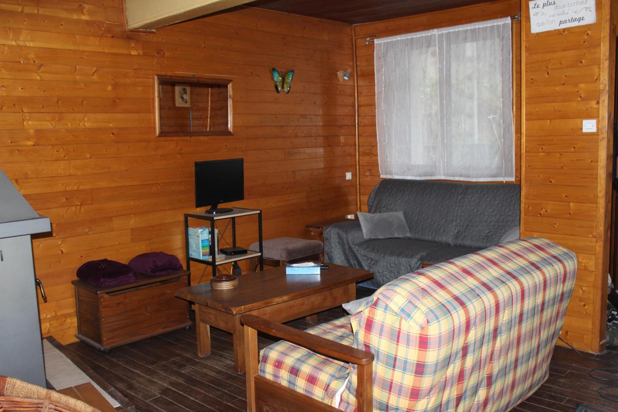 Maison De Charme Calme Entouree De Montagne Ussat Экстерьер фото